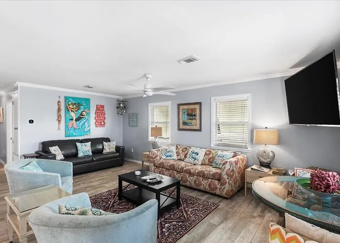 Holiday home 3br 3ba Pet Friendly Family Near The Gulf Shores