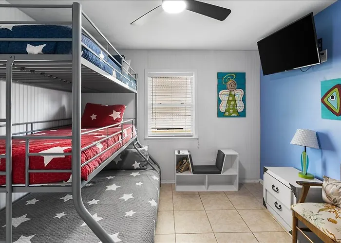 3br 3ba Pet Friendly Family Near The *